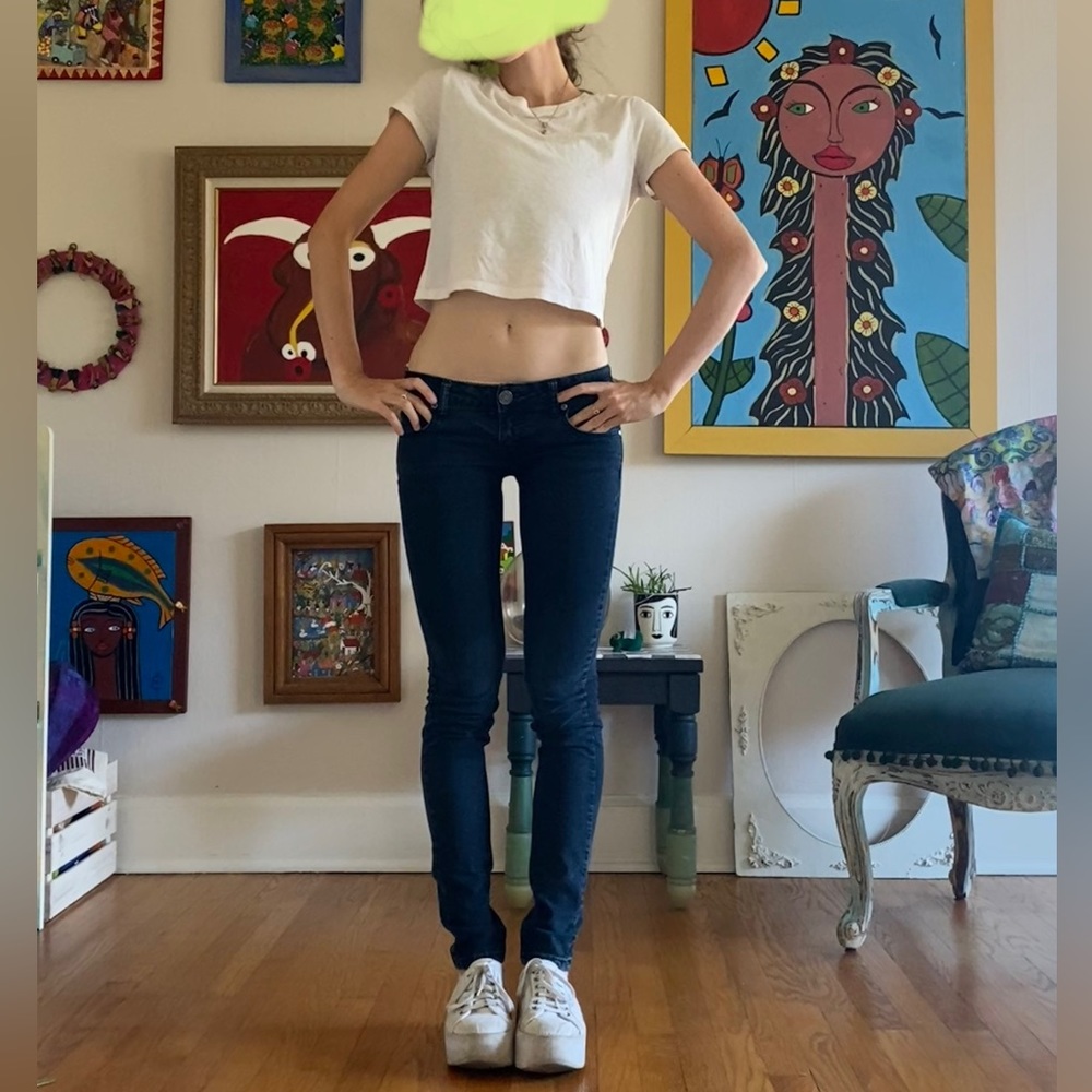 Super skinny low waisted y2k jeans